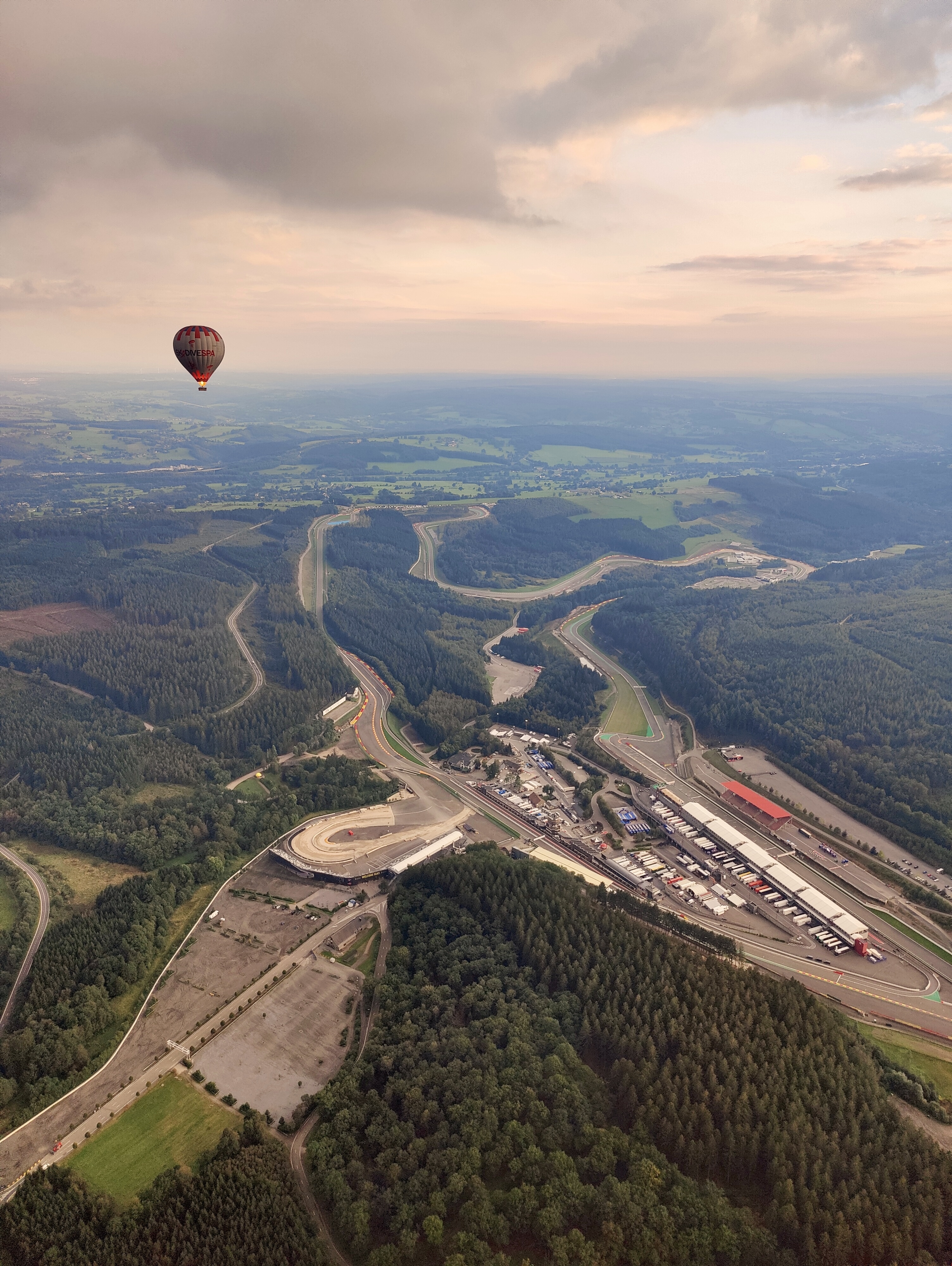 Vol en montgolfière au Circuit de Spa-Francorchamps