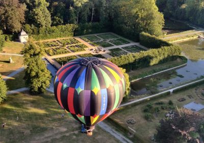 Décollage montgolfiere au Château d'Enghien