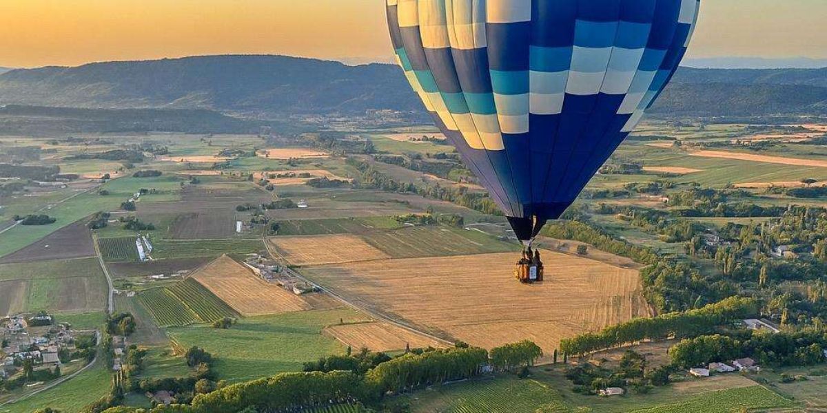 Combien de temps dure un vol en montgolfière ?